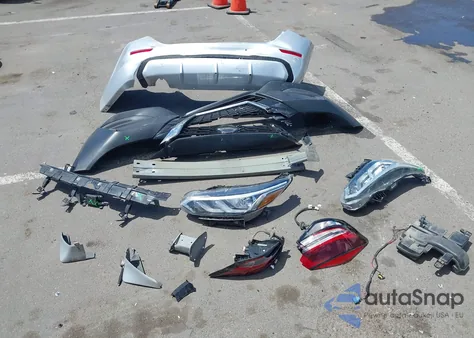 2020 Nissan Sentra Sv Xtronic Cvt z USA, uszkodzony, nr VIN 3N1AB8CV2LY232472